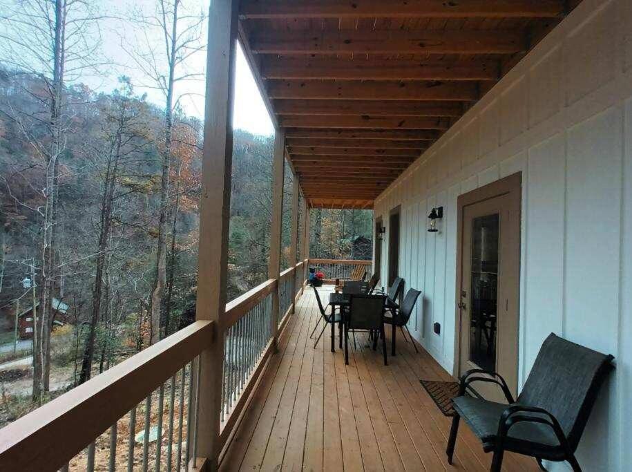 The Grand Tennessean Cabin- Four Bedroom Luxury Cabin In The Mountains Pigeon Forge Exterior photo